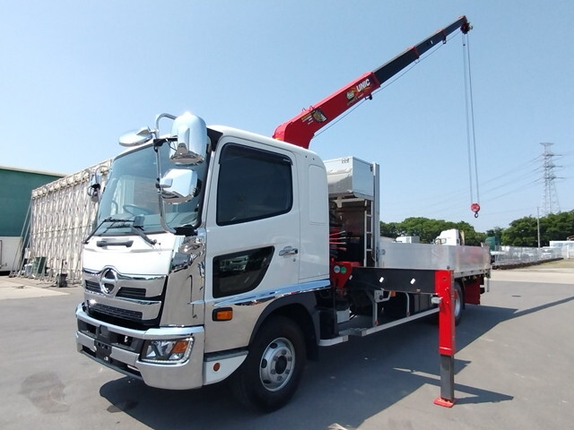 Ranger Truck (With 4 Steps Of Cranes)_1