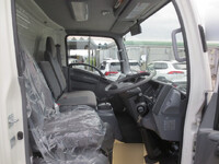 ISUZU Elf Aluminum Van TRG-NNR85AN 2019 66,172km_12