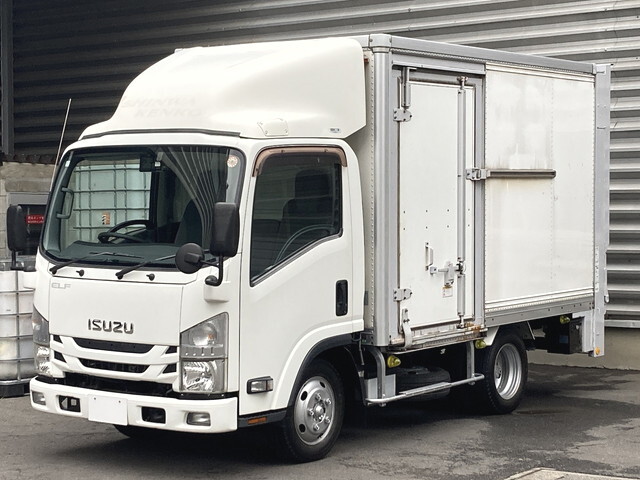 ISUZU Elf Panel Van TRG-NMR85AN 2016 77,000km_1