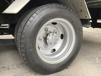 ISUZU Elf Panel Van TRG-NMR85AN 2016 77,000km_33