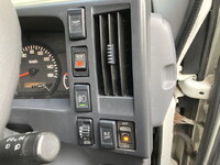 ISUZU Elf Panel Van TRG-NMR85AN 2016 77,000km_35
