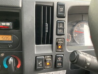 ISUZU Elf Panel Van TRG-NMR85AN 2016 77,000km_36