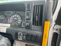 ISUZU Elf Cherry Picker SKG-NKR85YN 2011 34,686km_31