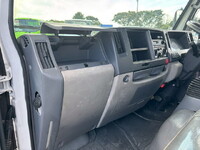 ISUZU Elf Cherry Picker SKG-NKR85YN 2011 34,686km_39