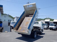 ISUZU Elf Dump SKG-NJR85AD 2011 131,780km_2