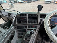 UD TRUCKS Quon Truck (With 4 Steps Of Cranes) PKG-CG4ZA 2008 521,497km_38