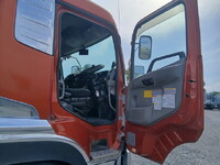 UD TRUCKS Quon Dump QKG-CW5XL 2017 730,000km_19