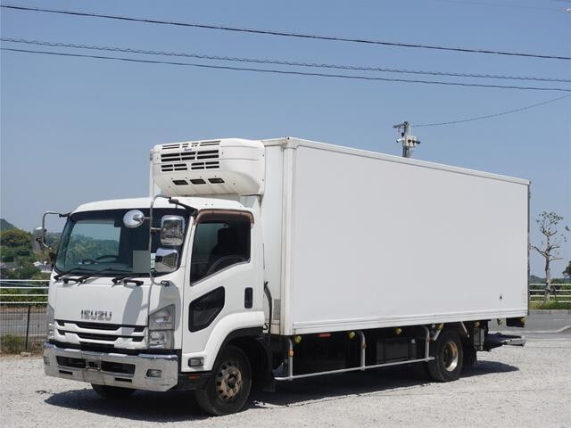 Forward Refrigerator & Freezer Truck_1