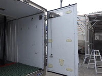 ISUZU Elf Refrigerator & Freezer Truck TPG-NHR85AN 2017 128,191km_19