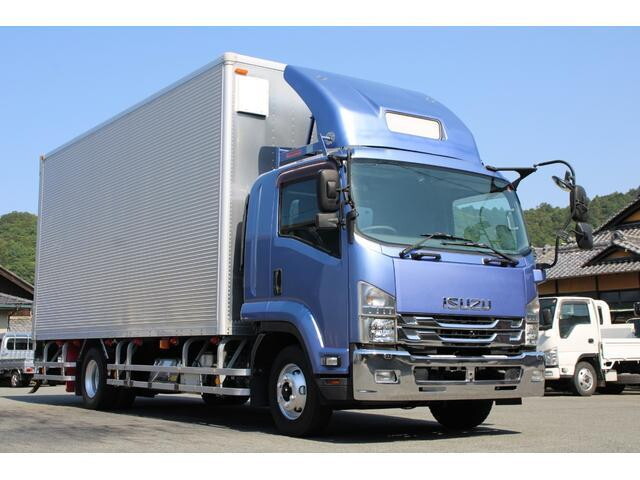Forward Aluminum Van_1