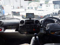 HINO Dutro Double Cab TKG-XZU605M 2015 144,956km_36
