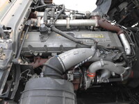 ISUZU Giga Trailer Head QKG-EXD52BD 2016 575,000km_28