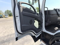 UD TRUCKS Condor Garbage Truck 2RG-BSR90S4 2026 600km_29
