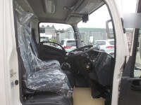 ISUZU Elf Truck with Accordion Door 2RG-NMR88AN 2023 28,102km_14