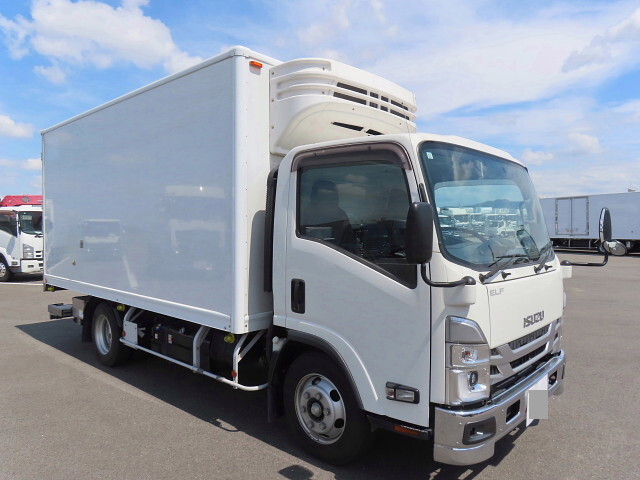 ISUZU Elf Refrigerator & Freezer Truck 2PG-NPR88AN 2022 71,500km