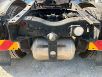 UD TRUCKS Quon Trailer Head QKG-GK6XAB 2015 687,300km_32