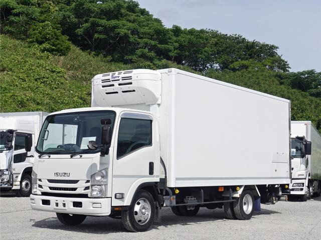 Elf Refrigerator & Freezer Truck_1