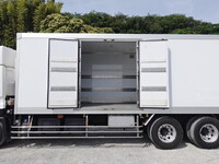 UD TRUCKS Quon Refrigerator & Freezer Truck 2PG-CD5BA 2019 682,000km_14