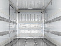 UD TRUCKS Quon Refrigerator & Freezer Truck 2PG-CD5BA 2019 682,000km_18