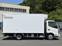 HINO Dutro Refrigerator & Freezer Truck 2RG-XZU710M 2020 218,000km_5