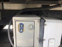 ISUZU Forward Refrigerator & Freezer Truck TKG-FRR90T2 2014 810,041km_14