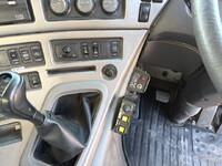 UD TRUCKS Quon Dump QKG-CW5XL 2014 569,718km_38