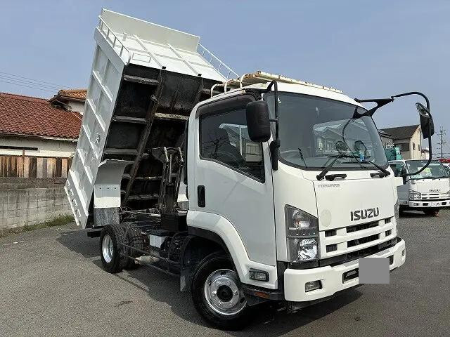 ISUZU Forward Deep Dump TKG-FRR90S2 2013 134,254km