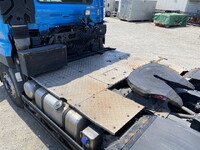 UD TRUCKS Quon Trailer Head QKG-GK6XAB 2018 412,000km_10