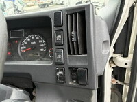ISUZU Elf Double Cab TRG-NPR85AR 2015 138,377km_26