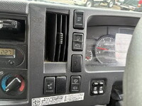 ISUZU Elf Double Cab TRG-NPR85AR 2015 138,377km_27