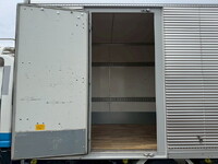 ISUZU Elf Aluminum Van TRG-NLR85AN 2019 133,678km_10