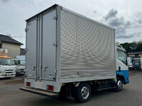 ISUZU Elf Aluminum Van TRG-NLR85AN 2019 133,678km_3
