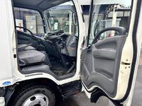 ISUZU Elf Aluminum Van TRG-NLR85AN 2015 287,830km_32