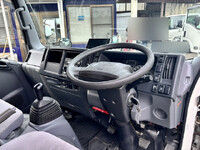 ISUZU Elf Aluminum Van TRG-NLR85AN 2015 287,830km_34