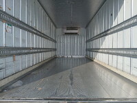 ISUZU Forward Refrigerator & Freezer Truck PKG-FRR90T2 2010 577,326km_12