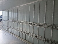 ISUZU Forward Refrigerator & Freezer Truck PKG-FRR90T2 2010 577,326km_15