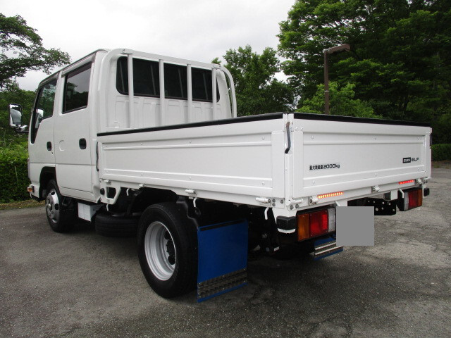 Elf Double Cab_2