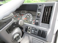 ISUZU Elf Double Cab TRG-NJR85A 2016 118,131km_23