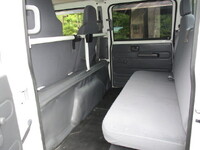 ISUZU Elf Double Cab TRG-NJR85A 2016 118,131km_32