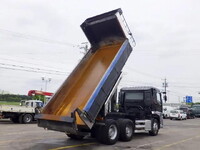 UD TRUCKS Quon Dump QKG-CW5XL 2014 478,000km_2