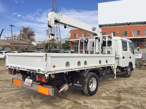 Canter Double Cab (with crane)_2