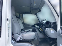 HINO Dutro Panel Van TKG-XZU710M 2016 57,206km_32