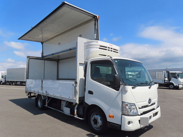 HINO Dutro Refrigerator & Freezer Wing 2RG-XZU722M 2019 77,500km_1