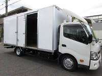 HINO Dutro Panel Van TPG-XZU720M 2018 221,000km_1