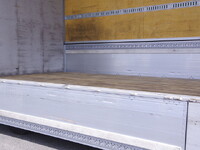 UD TRUCKS Quon Aluminum Wing 2RG-CG5FA 2023 153,000km_23