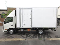 HINO Dutro Panel Van TKG-XZU712M 2017 205,000km_6