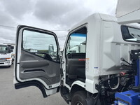 MITSUBISHI FUSO Canter Truck (With 5 Steps Of Cranes) 2PG-FEB80 2020 200,200km_13
