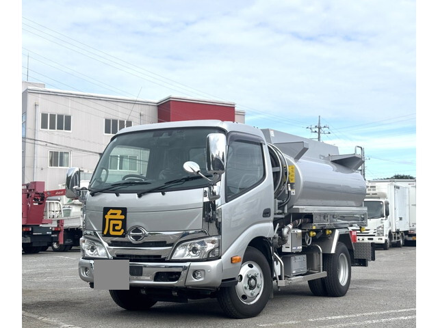 HINO Dutro Tank Lorry 2KG-XZU600E 2026 8,197km_1
