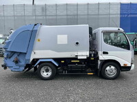 HINO Dutro Garbage Truck TPG-XZU600X 2017 112,240km_6