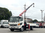 Ranger Truck (With 4 Steps Of Cranes)
